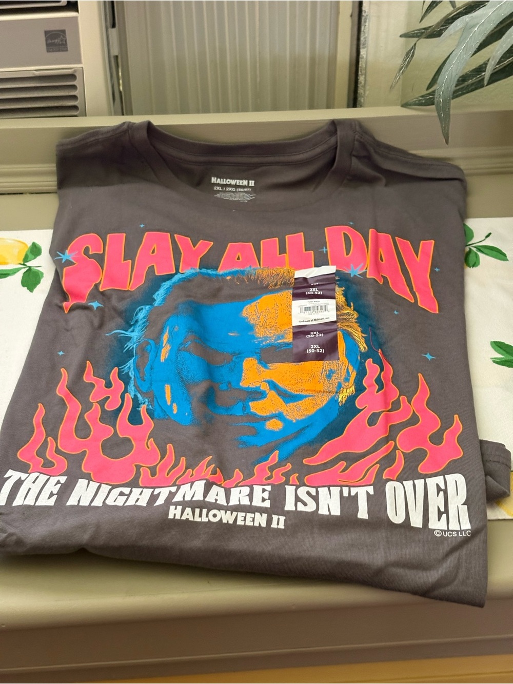 Michael Meyers Halloween II 'Slay All Day' Graphic Tee - Black